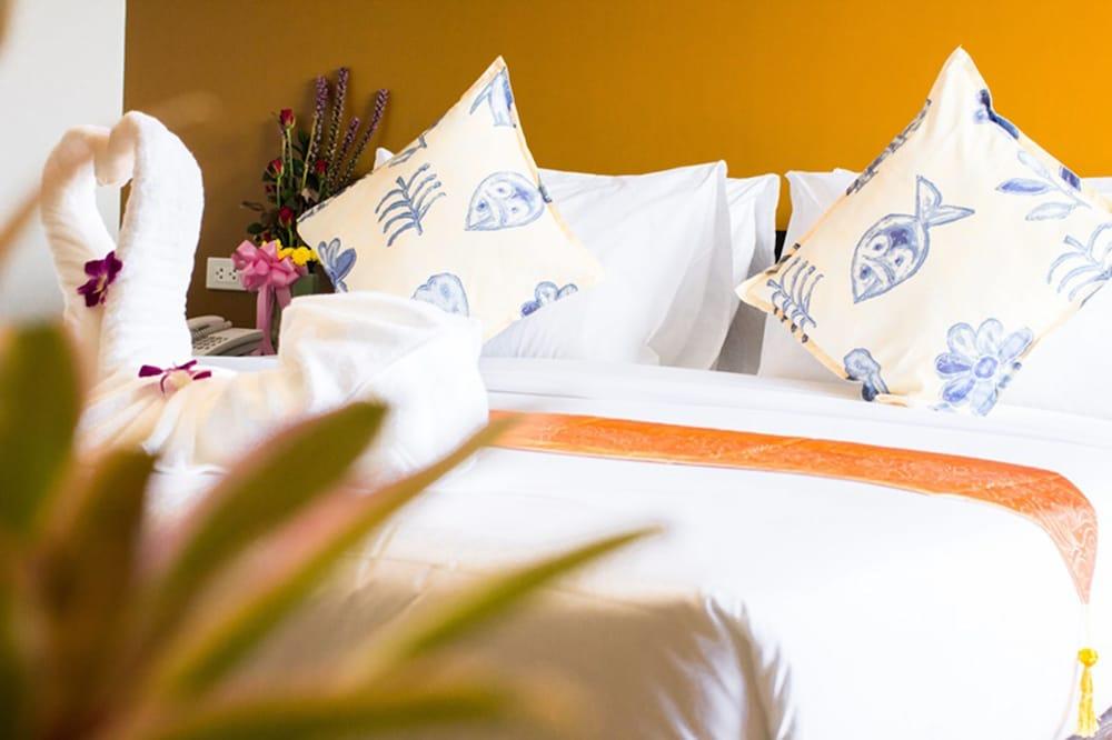 בנגקוק All Together Suite Hotel מראה חיצוני תמונה