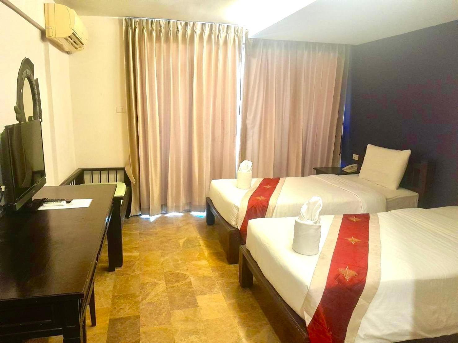 בנגקוק All Together Suite Hotel מראה חיצוני תמונה