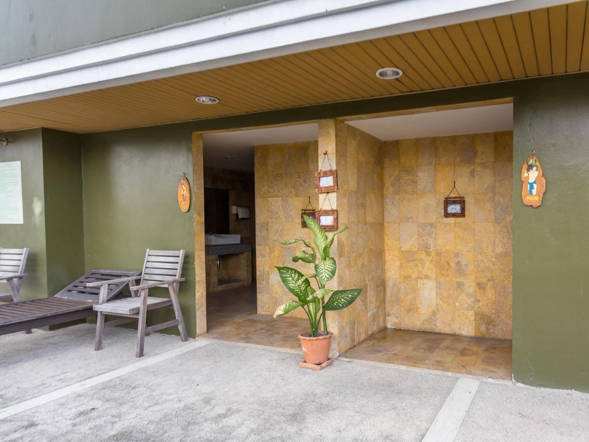 בנגקוק All Together Suite Hotel מראה חיצוני תמונה