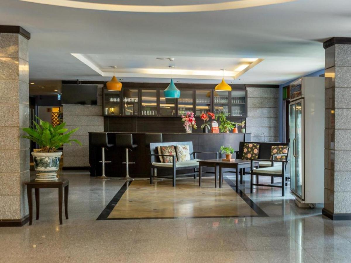 בנגקוק All Together Suite Hotel מראה חיצוני תמונה